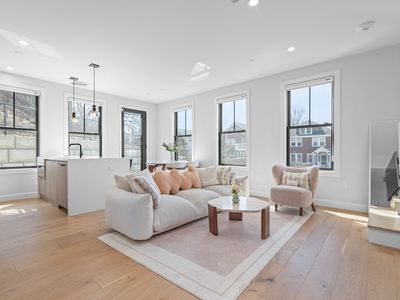 201 Washington St #2