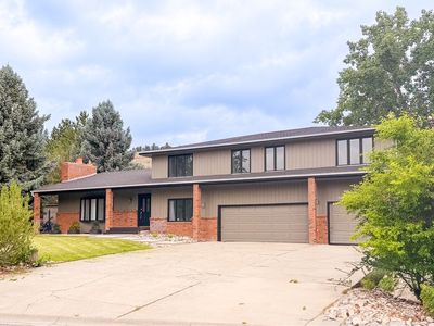4453 Loma Vista Dr
