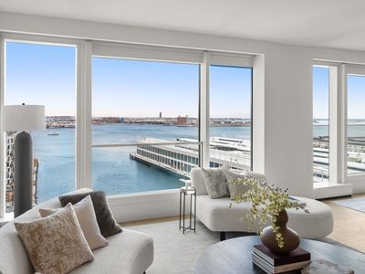 150 Seaport Blvd #15CD