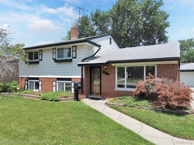 32714 Cowan Rd