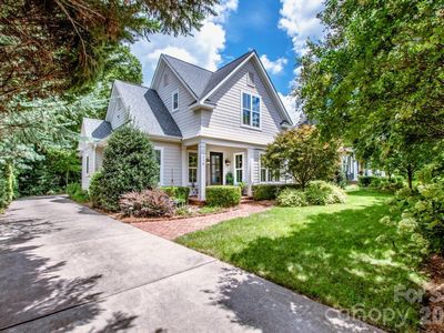 216 Catawba Ave