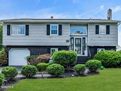 109 Twin Rivers Drive