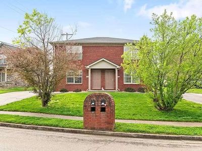 112-114 Garnet Dr
