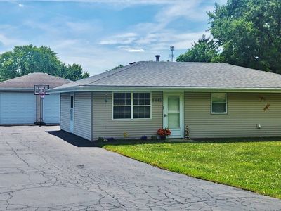 5445 Sand Ridge Rd
