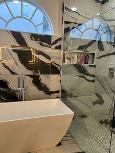 7462 Featherstone Blvd