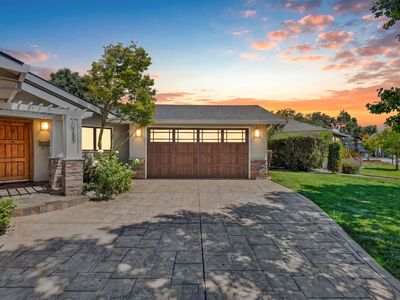 1490 Santa Inez Dr