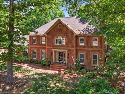 3903 Buncombe Dr