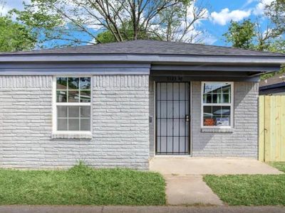 5123 Peachtree St #1/2
