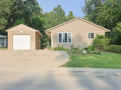 716 Navajo Dr