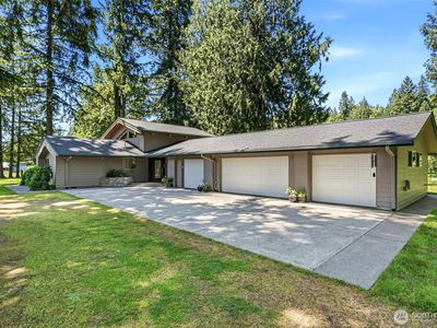117 River Lane