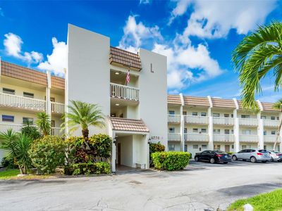 6770 Royal Palm Blvd APT 211L