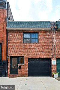 1250 E Columbia Ave