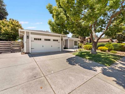 548 Silverado Cir