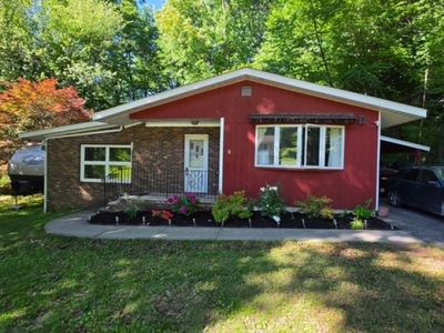 5 LakeView Dr SOUTH