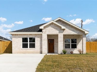 300 N Kika De La Garza Blvd