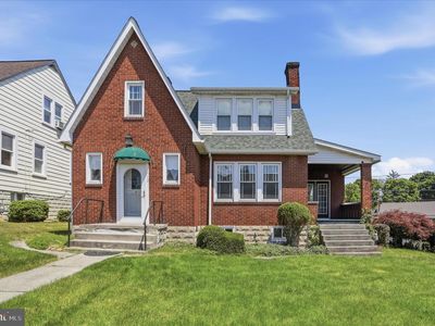 710 Montgomery Ave