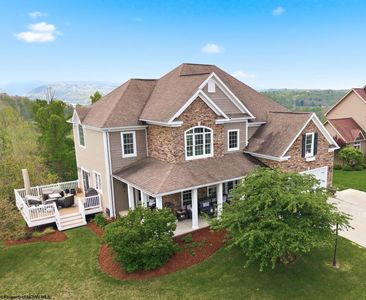 1001 Summit Dr