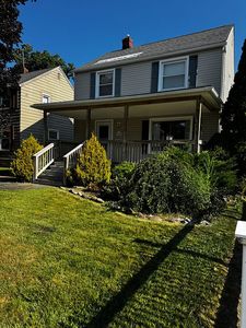 329 Hayes Ave