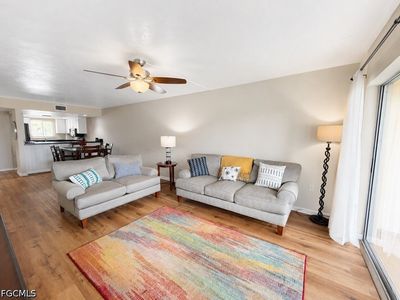 2079 Barkeley Ln APT 13