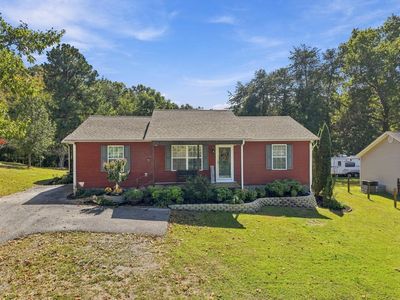 394 Nixon Dr