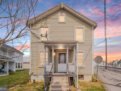 Property at 5 W Maple St, East Prospect, PA