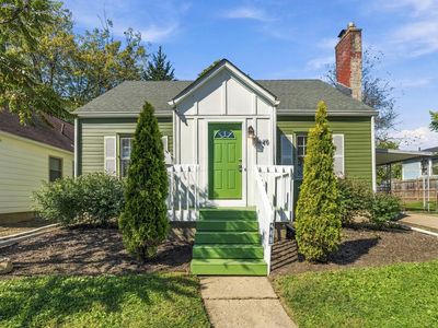 449 Columbian Ave