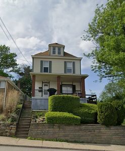 1632 Steuben St