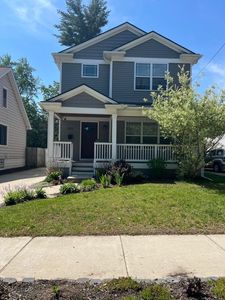 302 Dewey St