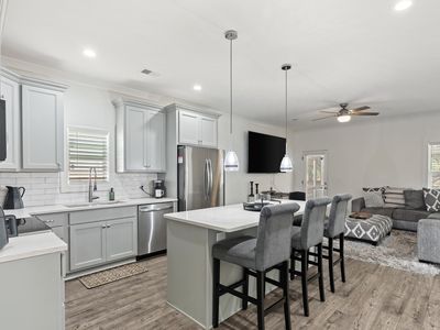 1332 Kensington Blvd