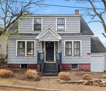 Property at 140 Dixie Ave, Kalamazoo, MI