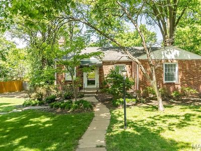 601 Woodard Dr