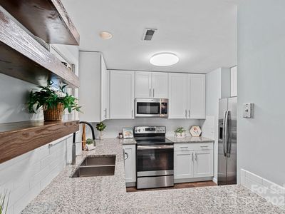 3308 Selwyn Farms Ln APT 5