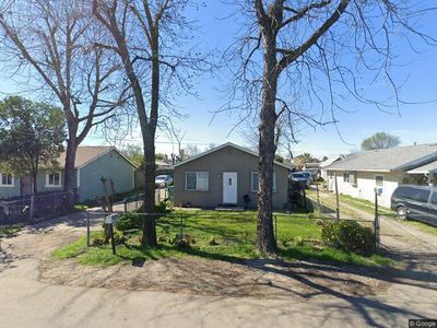 357 S Adelbert Ave