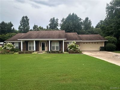3103 Arcadia Dr