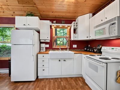 Property at 28527 King Arthurs Ct, Danbury, WI