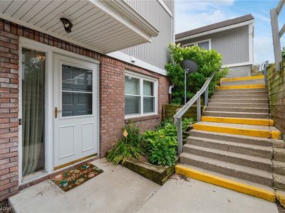 227 Portage Lakes Dr E