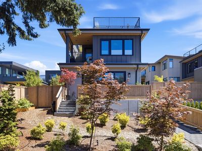 120 15th Avenue