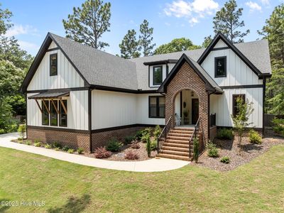 499 Longleaf Drive