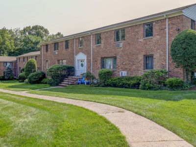 51B Troy Drive
