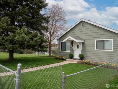 Property at 715 S Court Street, Goldendale, WA