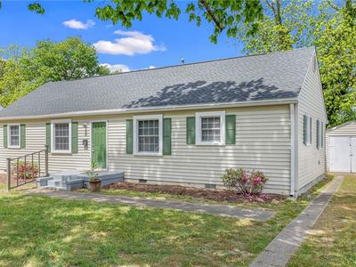 21 Langley Ave