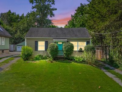 481 E Sharon Rd