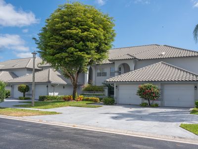 11570 Briarwood Circle #4