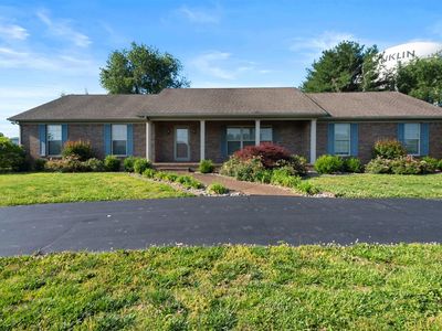 600 Rolling Road Dr
