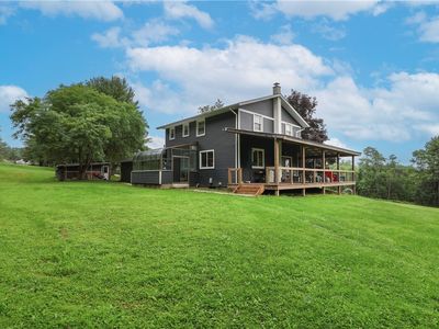 8240 Burlington Tpke
