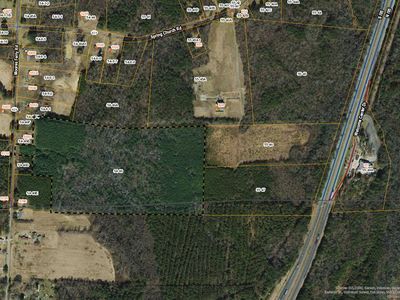 Property at 0 Moores Ferry Rd, Skippers, VA