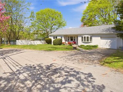 278 Green End Ave