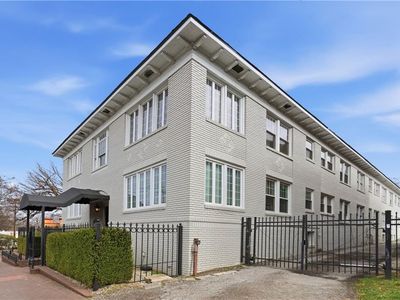 673 Boulevard NE APT 14