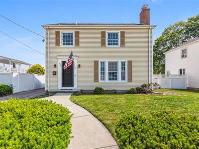 Property at 123 Scarborough Rd, Pawtucket, RI