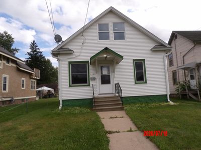 1131 4th Ave
